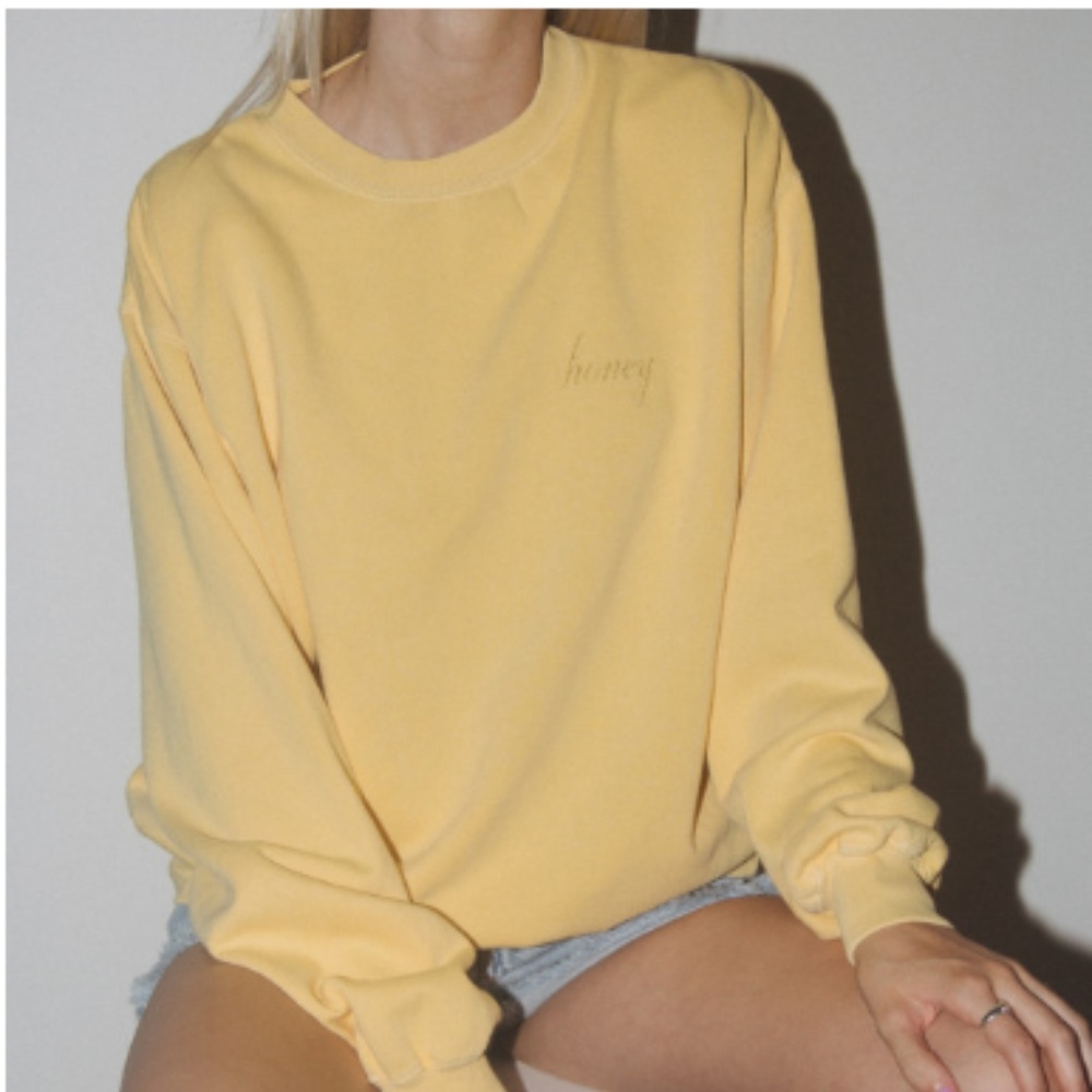 Honey Pullover
